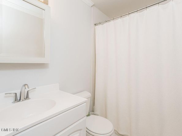 1465 E Putnam Avenue 301, Old Greenwich CT 06870