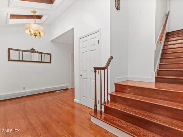 1 Driftway, Greenwich CT 06830