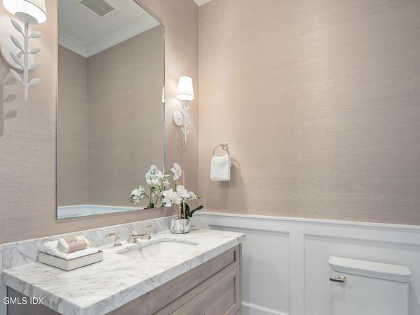 928 West Road, New Canaan CT 06840