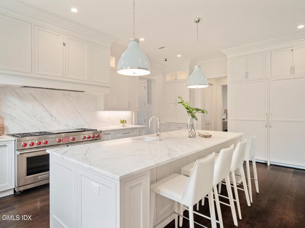 928 West Road, New Canaan CT 06840