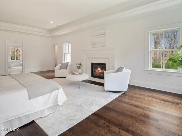 928 West Road, New Canaan CT 06840