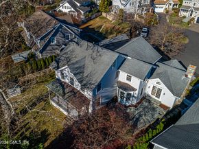 3 Finney Knoll Lane, Riverside CT 06878