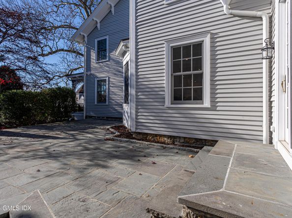 3 Finney Knoll Lane, Riverside CT 06878