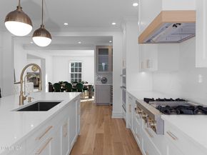 3 Finney Knoll Lane, Riverside CT 06878