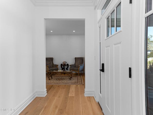 3 Finney Knoll Lane, Riverside CT 06878
