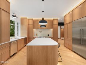 25 Dialstone Lane, Riverside CT 06878