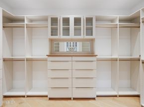 25 Dialstone Lane, Riverside CT 06878