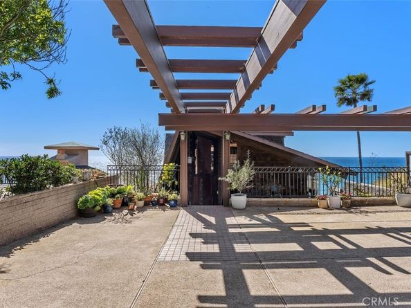 31995 Coast Hwy., Laguna Beach CA 92651
