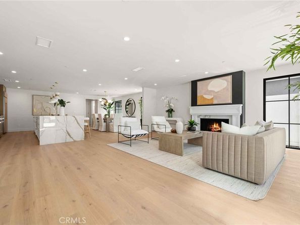 214 Abalone Avenue, Newport Beach CA 92662