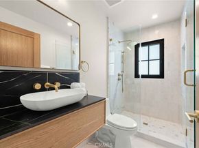 214 Abalone Avenue, Newport Beach CA 92662