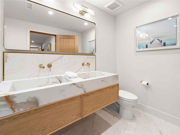 214 Abalone Avenue, Newport Beach CA 92662