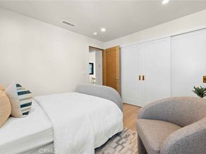 214 Abalone Avenue, Newport Beach CA 92662