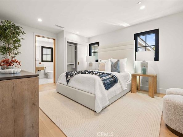 214 Abalone Avenue, Newport Beach CA 92662