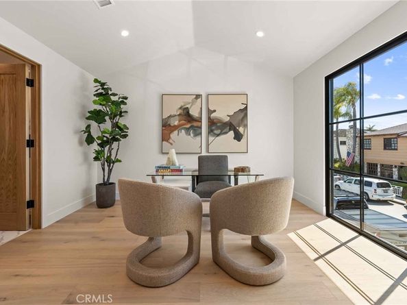 214 Abalone Avenue, Newport Beach CA 92662