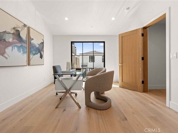 214 Abalone Avenue, Newport Beach CA 92662