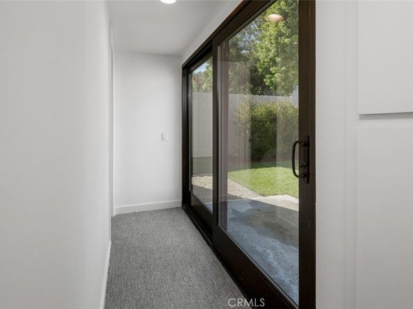 933 Meadowlark Drive, Laguna Beach CA 92651