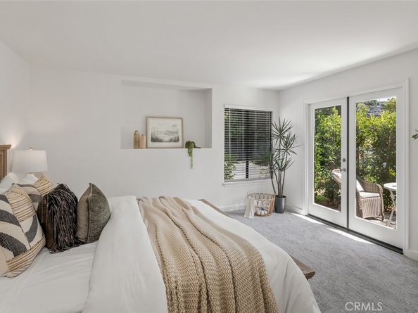933 Meadowlark Drive, Laguna Beach CA 92651