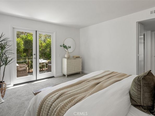 933 Meadowlark Drive, Laguna Beach CA 92651