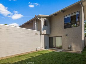 933 Meadowlark Drive, Laguna Beach CA 92651