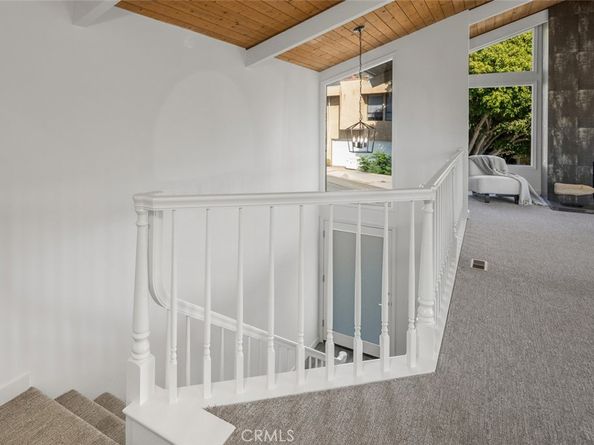 933 Meadowlark Drive, Laguna Beach CA 92651