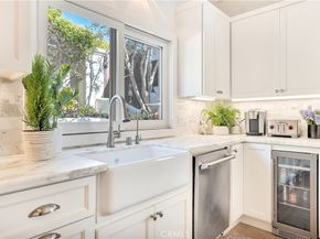 802 Rembrandt Drive, Laguna Beach CA 92651