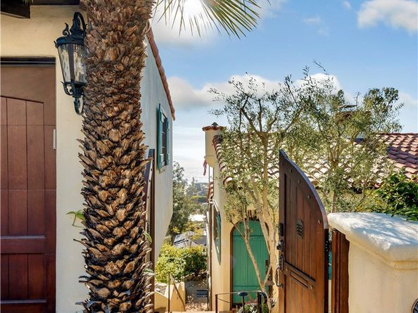 802 Rembrandt Drive, Laguna Beach CA 92651