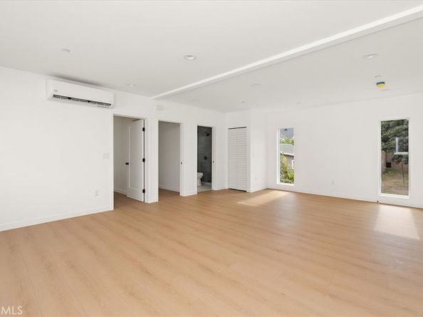 642 E Fairview Boulevard, Inglewood CA 90302