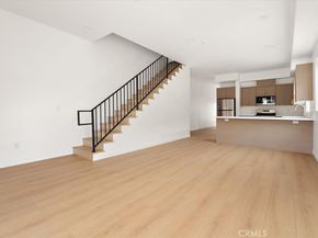 642 E Fairview Boulevard, Inglewood CA 90302