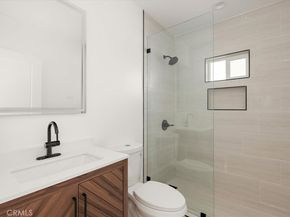 642 E Fairview Boulevard, Inglewood CA 90302