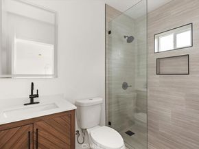 642 E Fairview Boulevard, Inglewood CA 90302