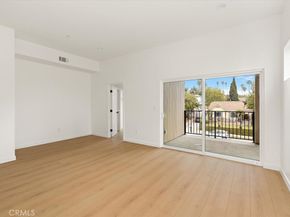 642 E Fairview Boulevard, Inglewood CA 90302