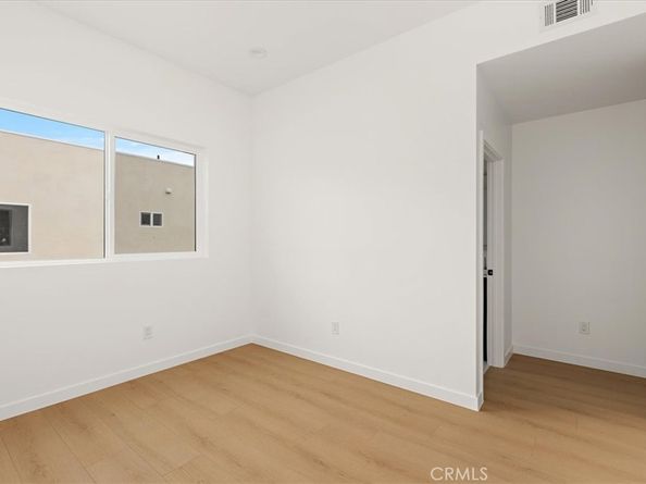 642 E Fairview Boulevard, Inglewood CA 90302