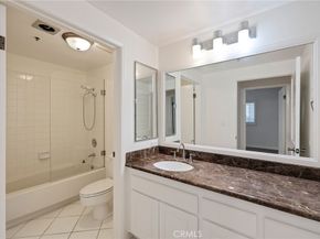 510 The Village 103, Redondo Beach CA 90277