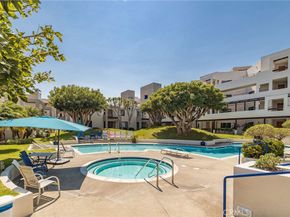 510 The Village 103, Redondo Beach CA 90277