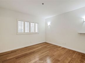 510 The Village 103, Redondo Beach CA 90277