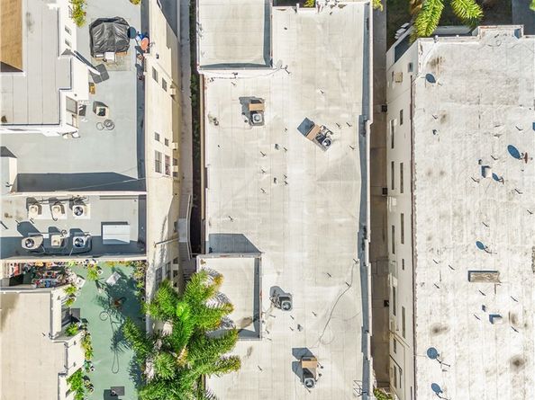 1751 S Bentley Ave, Los Angeles CA 90025