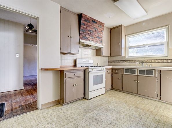 340 Avenue F, Redondo Beach CA 90277