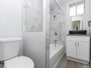 9811 S San Pedro St, Los Angeles CA 90003