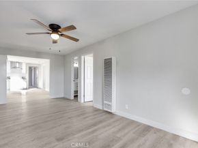 9811 S San Pedro St, Los Angeles CA 90003