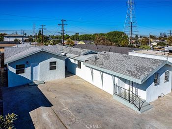 9811 S San Pedro St