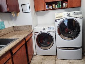 319 E 98th Street, Inglewood CA 90301