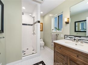 224 Avenue G, Redondo Beach CA 90277