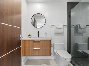 214 El Porto Street, Manhattan Beach CA 90266