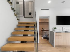 214 El Porto Street, Manhattan Beach CA 90266