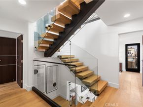 214 El Porto Street, Manhattan Beach CA 90266