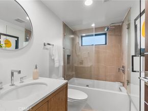 214 El Porto Street, Manhattan Beach CA 90266