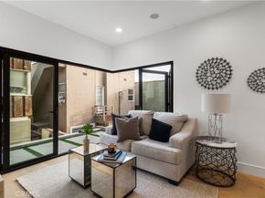 214 El Porto Street, Manhattan Beach CA 90266