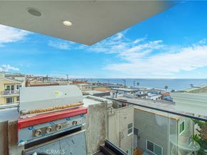 214 El Porto Street, Manhattan Beach CA 90266
