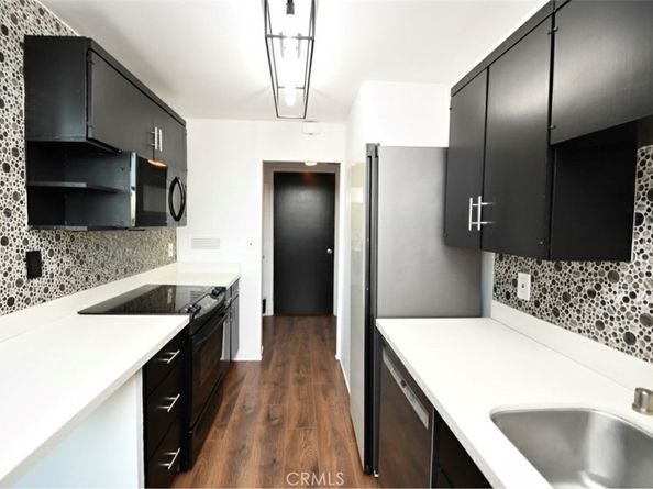 100 Atlantic Avenue 405, Long Beach CA 90802