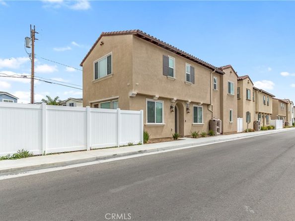 1340 Plaza Del Amo, Torrance CA 90501